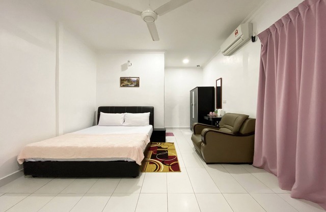 Hotel O Dh Residence