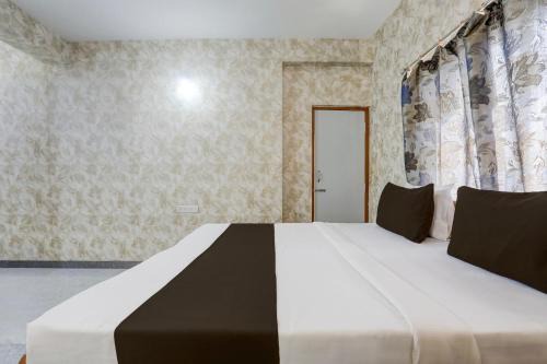 Hotel O Executive Inn