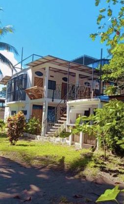 Hotel Pura Natura Beachfront Tortuguero