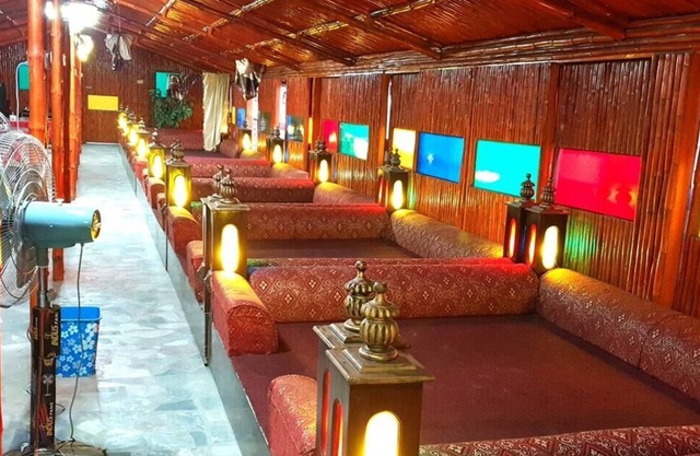 Hotel Spogmay & Kehkeshan Restaurent