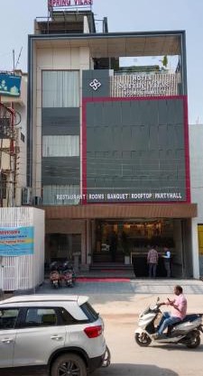 Hotel Spring Vilas