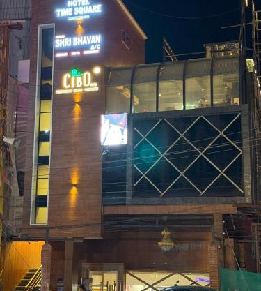 Hotel Time Square -Gandhiji Road, Old Bus Stand, Opp clock Tower ,Thanjavur