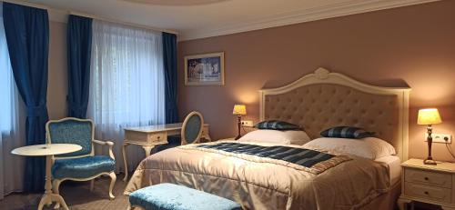 Hotel Waldblick BSR Garten mit Pavillons im Schwarzwald, ideal für Paare, Familien, Hunde