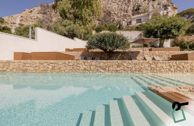 Hotiday Mondello Beach