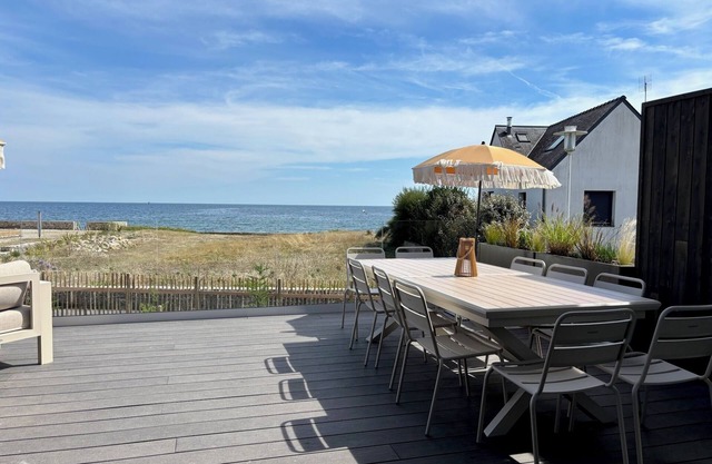 House 1st line - sea view on the beach Bretagne