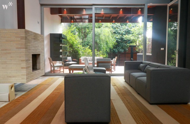 House in Miraflores by Wynwood House