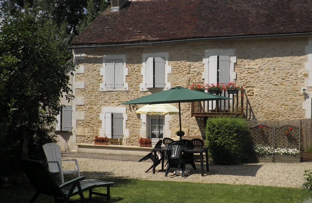 House of caracter in an authentic renovated farmhouse