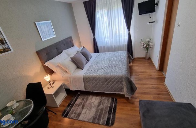House Tomljanovic