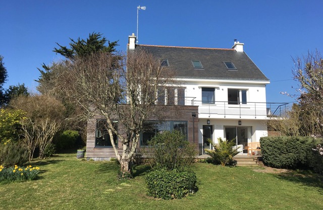 House/Villa close to the seashore at Le Pouldu