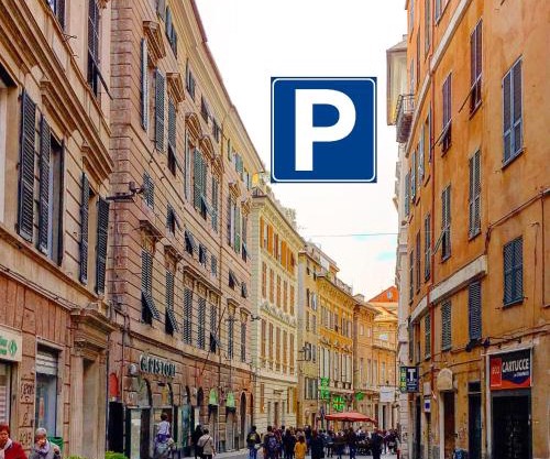 HouseInGenoaCenter Parking
