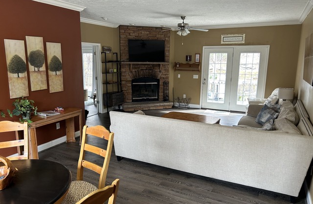 Huge Home by Maggie Valley in Cataloochee Mountain Estates