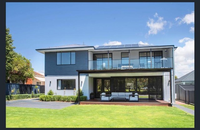 Huge Luxury Busselton Jetty