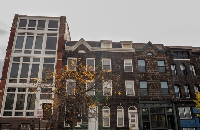 Huge Upscale Downtown Penthouse 4Bedrm/3Bath - 5 mins from Penn Station