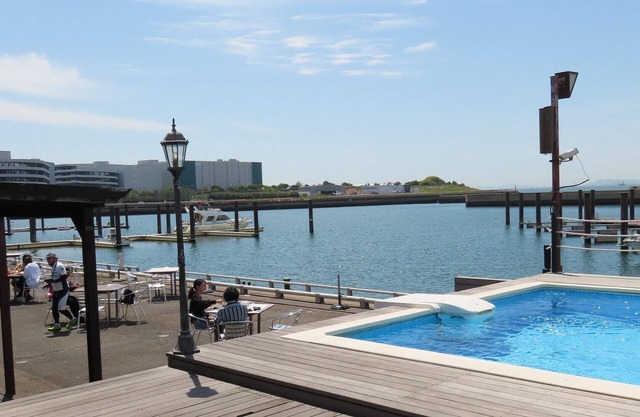 HULL Osaka Hokko Marina