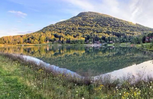 HunterLake *Two* Houses-10Bedrooms for 20-30Guests