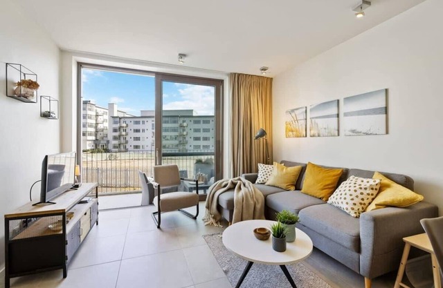 Huswell - Apartment with natural swimming pool