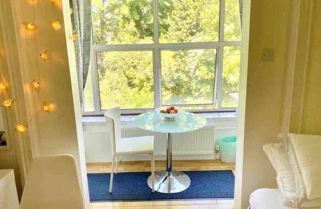 Ideal Studio - Holland Park/Olympia/KensingtonW14