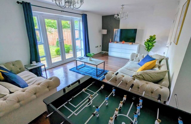 IdealForWorkStay|5Bedroom|PrvParking|FreeWifi|Discount