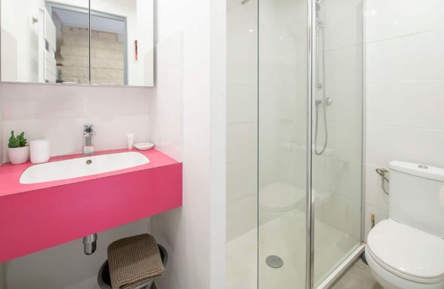 Idleness and garden suite in town