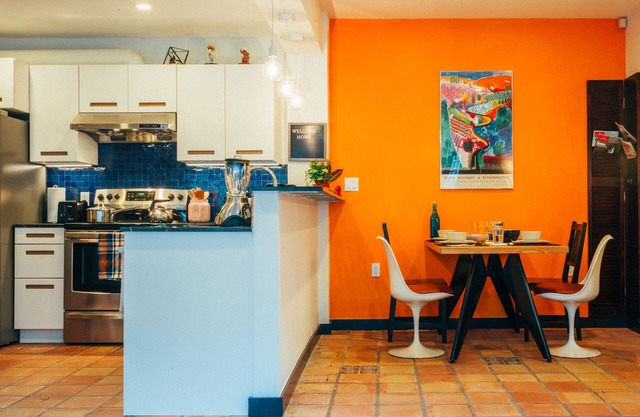 Idyllic 2/2 newly renovated 1926 Spanish house near the bay in Coconut Grove