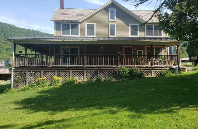 Idyllic Farm Cottage