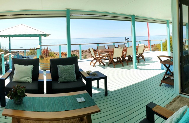 IF YOU WANT ABSOLUTE BEACH FRONT.THIS IS IT !