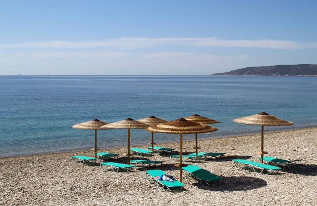 Ilioxenia Studio & Apartments