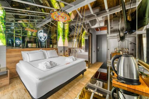 Illusion Beach & ClubHotel - Adults Only