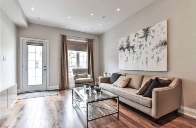 Immaculate 3Br+3Ba Executive Townhouse