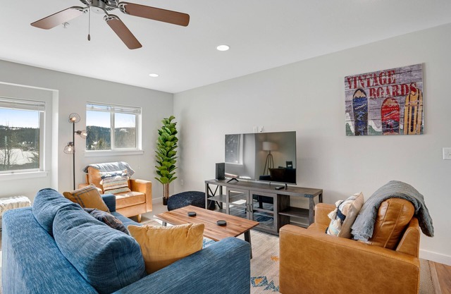 Immaculate Condo Near Meadow Village | New Carpet, Mountain Views & Dog-Friendly