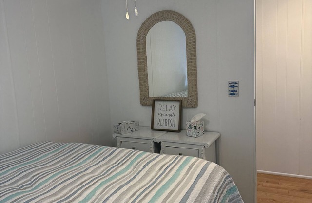 Immaculate Mobile Home in 55+ community