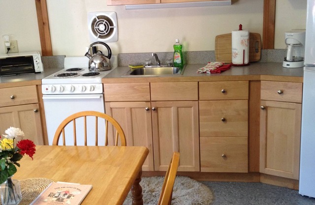 In the heart of ACADIA NATIONAL PARK. 1 mi. from Eagle Lake KIDS & PETS WELCOME!