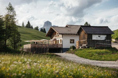 Incisa Lodge