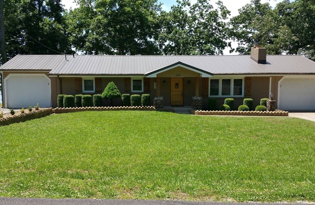 Includes weekday pontoon! National Park, OHV Trails, Bike Trails, Walk Trails