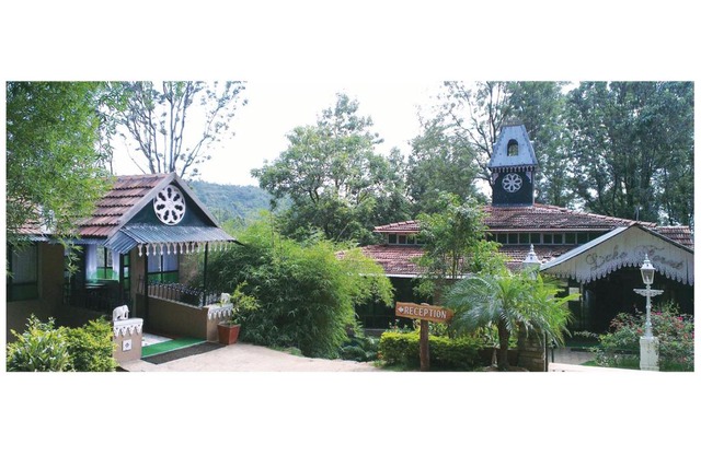 INDeco Lake Forest