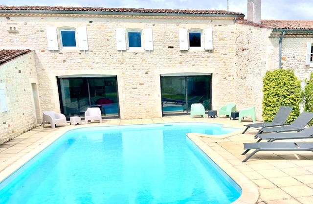 Independent House, Garden, Swimming pool, classified 5*n