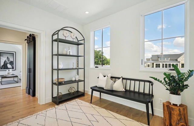 Indulge in Elegance: Four BR Villa with Outdoor Living in Middleburg, VA