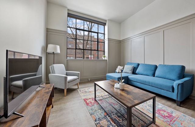 Industrial Townhome Style Loft in DT CLE!