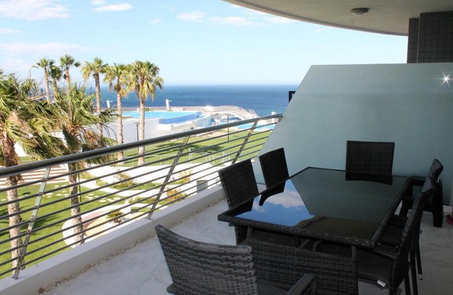 Infinity View Lovely Apartment