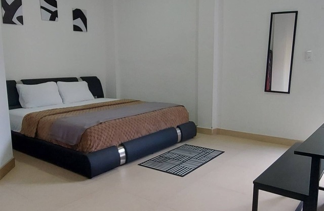 Inmueble con 4 habitaciones independientes, con aire acondicionado y wifi