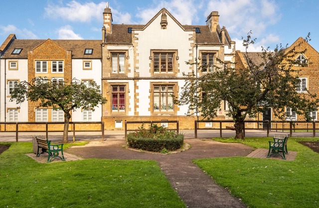 Inviting 1-Bed Apartment in Banbury