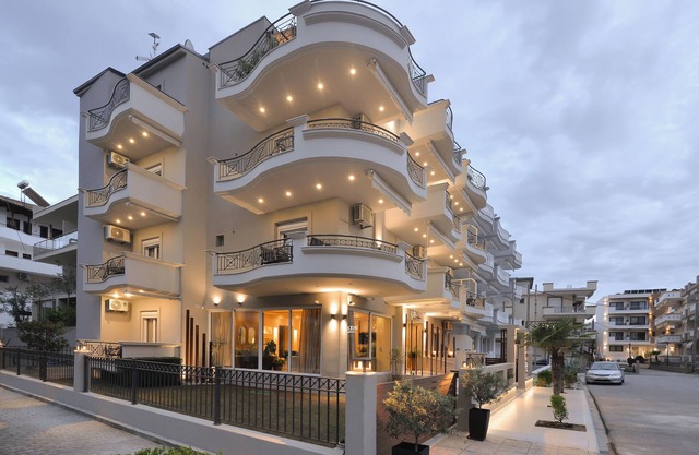 Irida Apartments