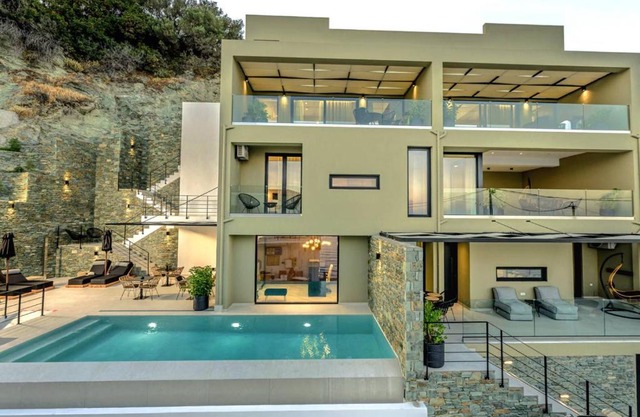 Irini Design Apartments