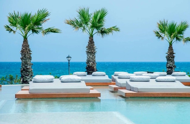 ISholidays Classic FamilyRoom GardenView Priv Pool