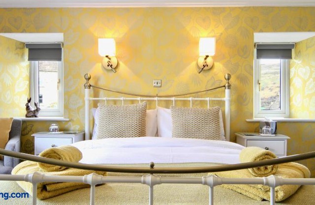 Ivy Cottage Bed & Breakfast