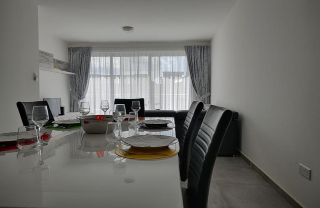 Ix-Xlokk Apt. C3 Wind Rose Gozo