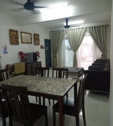 Izdaan Homestay