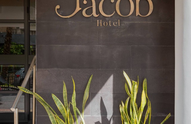 Jacob Tiberias by Jacob Hotels