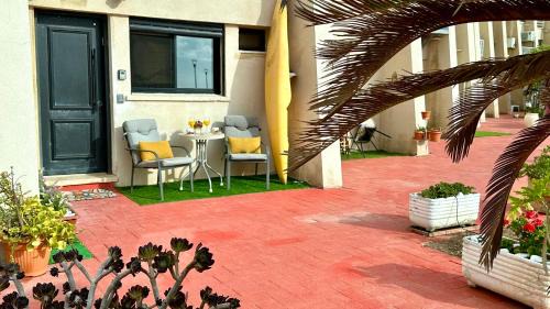 Jacuzzi & Sunset by the Sea