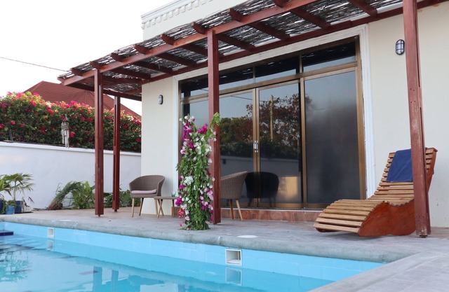 Jambo Jambiani Beach Villa(JJBV), with swimming pool at 2 minutes to the beach